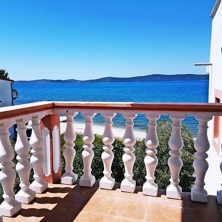 Ika Apartments Bibinje Bagian luar foto