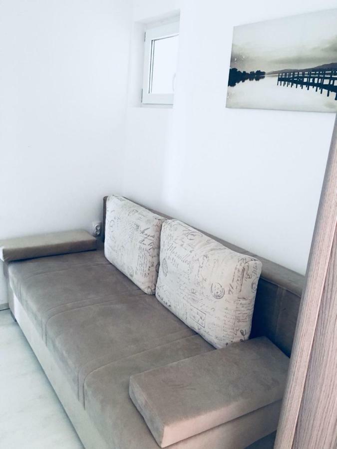 Ika Apartments Bibinje Bagian luar foto